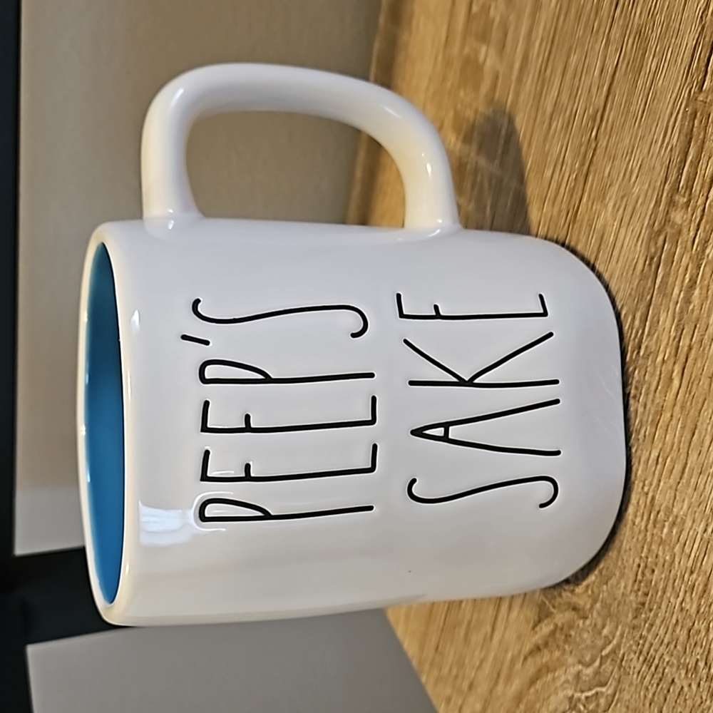 ⛱️Rae Dunn Peep's Sake Mug in White/Blue